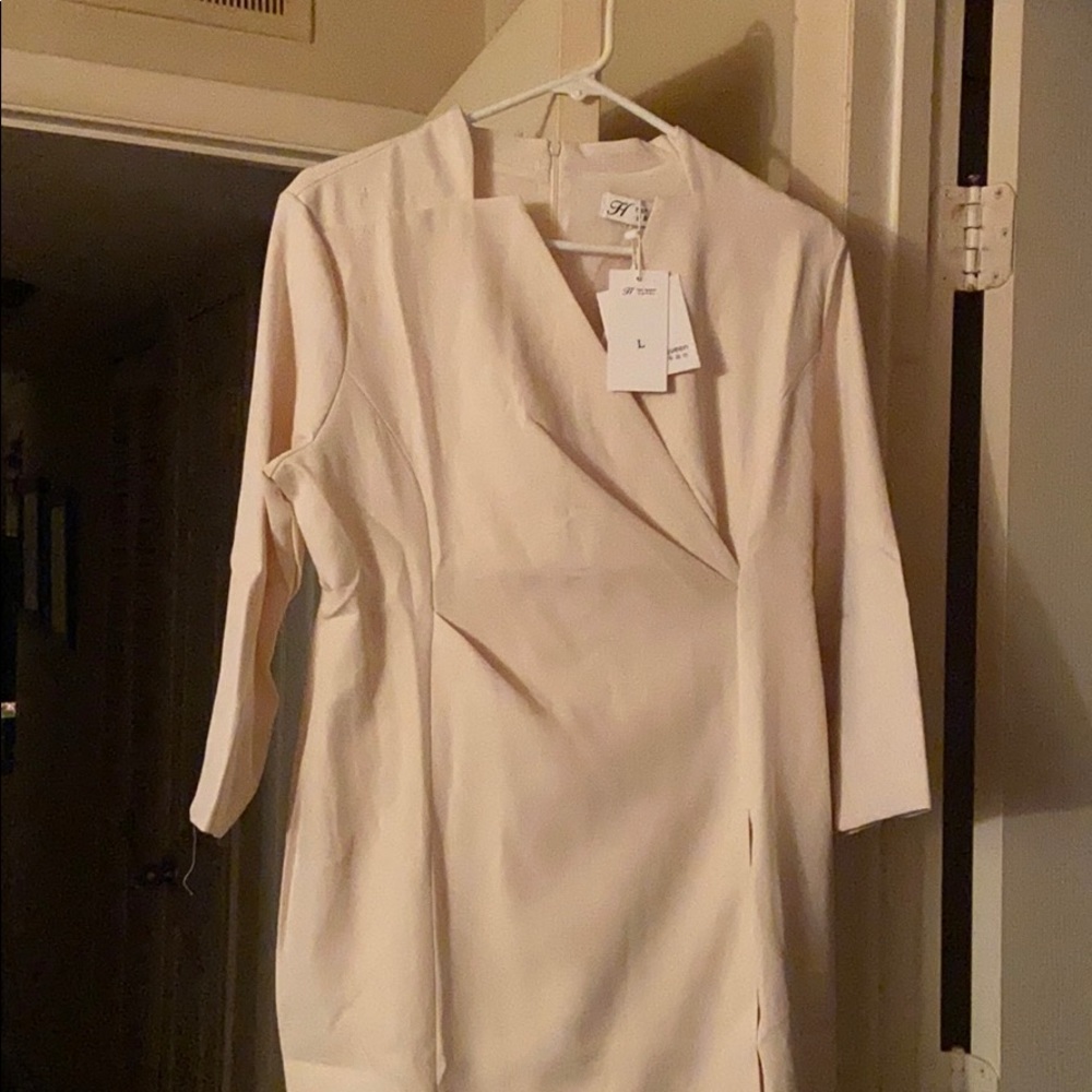 Dress - Picture 2 of 2